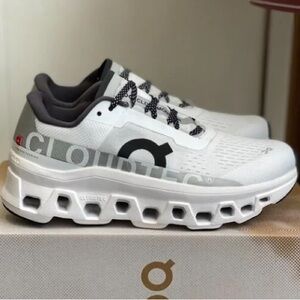 On Cloud Cloudmonster Running Shoes